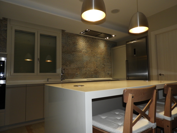 COCINA ABIERTA AL SALÓN