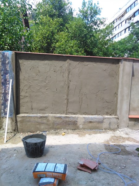 ENFOSCADO MAESTREADO Y FRATASADO