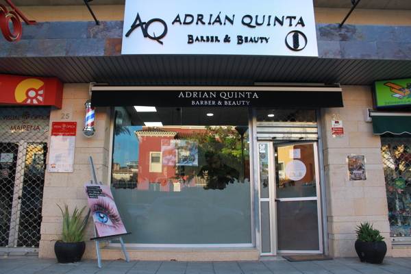 Fachada de la Barbería