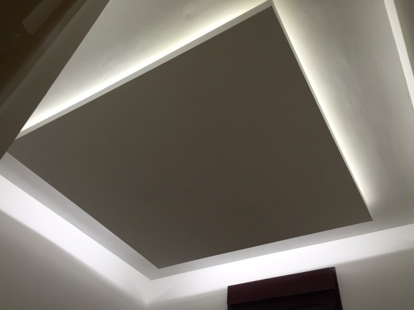 Falso Techo de pladur con luz indirecta de led