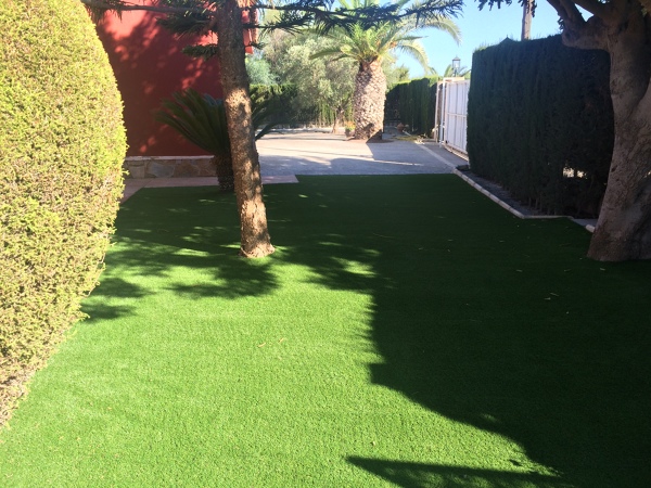 Instalación de césped artificial en Torrevieja