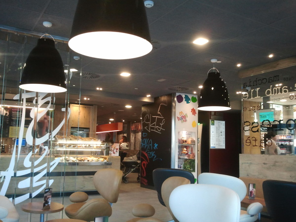 interior de franquicia restauracion