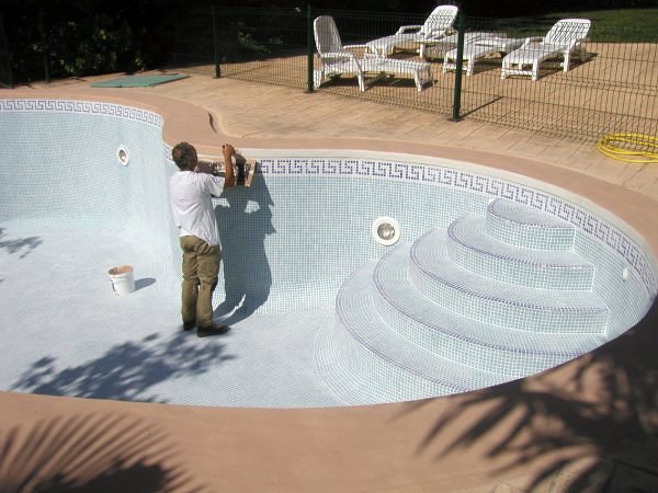 MICROCEMENTOS EN PIEDRA BORDE PISCINAS
