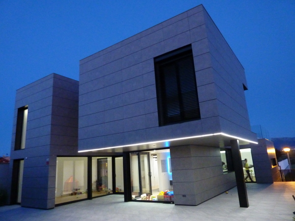 Perspectiva Trasera al anochecer