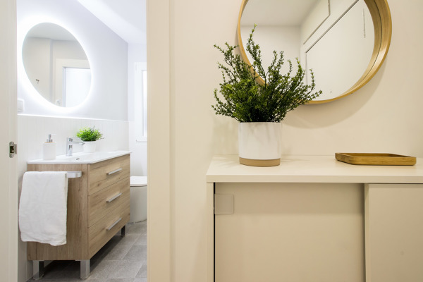 Reforma baño moderno piso