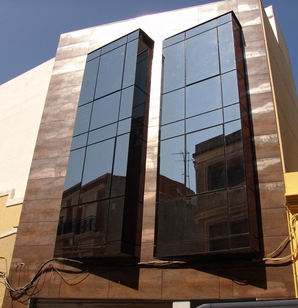 Suministro E Instalación De Muro Cortina Estructural