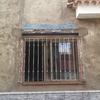 Ampliación del hueco de la ventana con dintel metálico nuevo.
