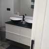 Baño de matrimonio entero
