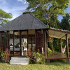 Bungalow de madera tropical de alta densidad
