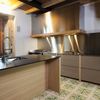 Cocina con frontal de acero