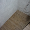 COLOCACION SUELO IMITACION PARQUET  EN DUCHA Y MISMO SUELO EN TODO EL BAÑO