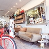 Decoración Vintage en tienda de bicicletas.
