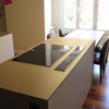Detalle encimera con mesa integrada de Neolith
