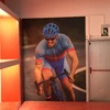 Detalle vinilo foto en tienda de bicicletas