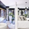 Dormitorio con baño