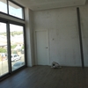 DORMITORIO CON VISTA A LA CALLE