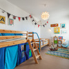 Dormitorio infantil con literas