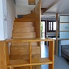 Escalera-estanteria de madera a medida 