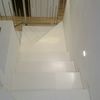 Escaleras en microcemento blanco