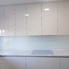 FRONTAL CON PARED DE VIDRIO