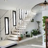 HALL Y ESCALERAS VOLADAS