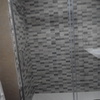 MAMPARA DE DUCHA Y FONDO AZULEJO DUCHA