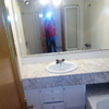 Mueble de baño antiguo y la bañera