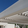 Pérgola en estructura de acero con terminación en esmalte sintético