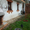 Perímetro lateral de la casa.