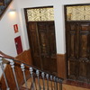 Puertas y escalera