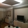 salon con plafon de pladur con perimetral de led