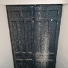  Ventana de Madera con cuarterones Sucia.