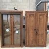 VENTANAS DE 2 HOJAS CON VIDRIO 4-8-4 Y HERRAJE COLOR NEGRO.