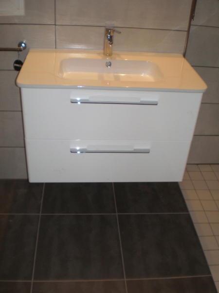 colocacion de mueble aseo_683878